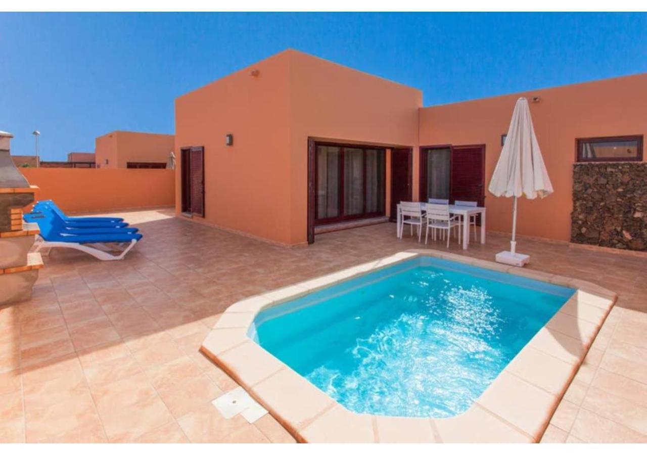 Anahi Homes Corralejo -Villa Dracaena 4 La Oliva Exterior photo